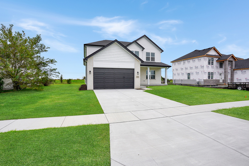 933 Covey Lane - Photo 1