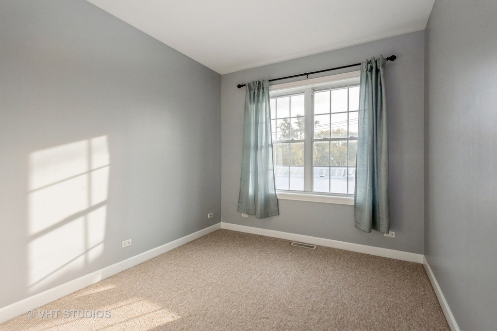 1677 Church Street - Photo 7