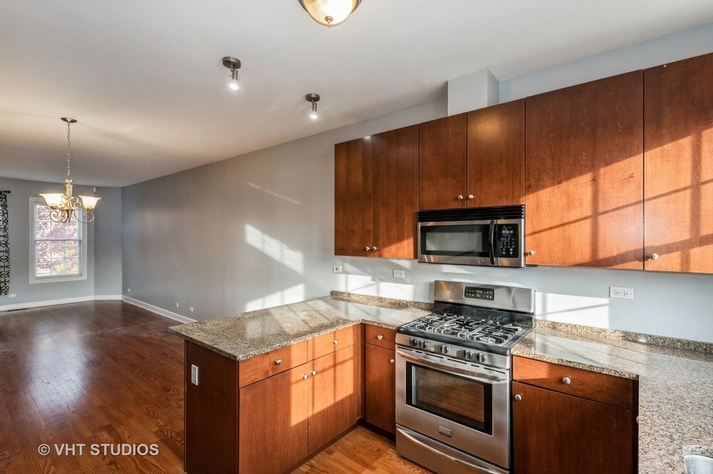 1677 Church Street - Photo 10