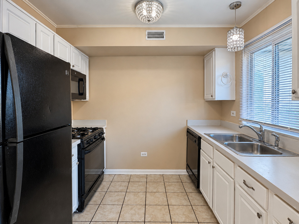 2753 Canyon Drive - Photo 8