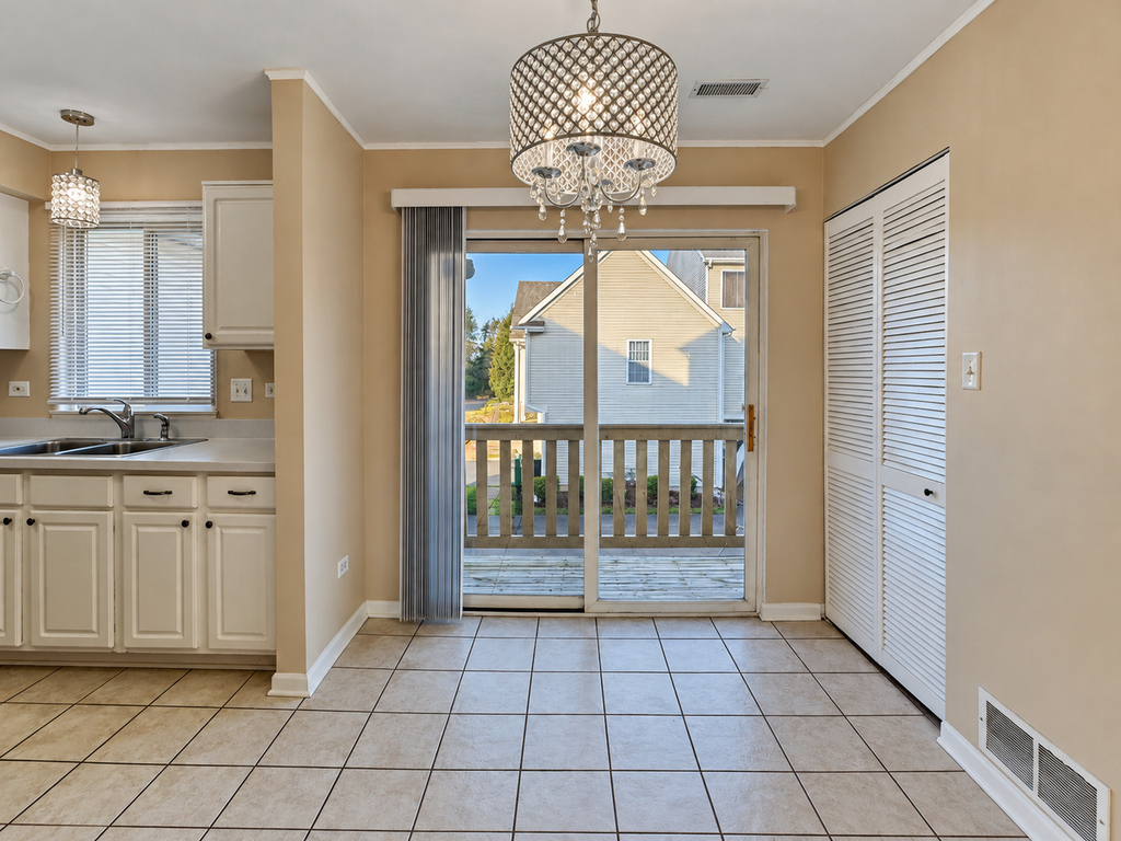 2753 Canyon Drive - Photo 5