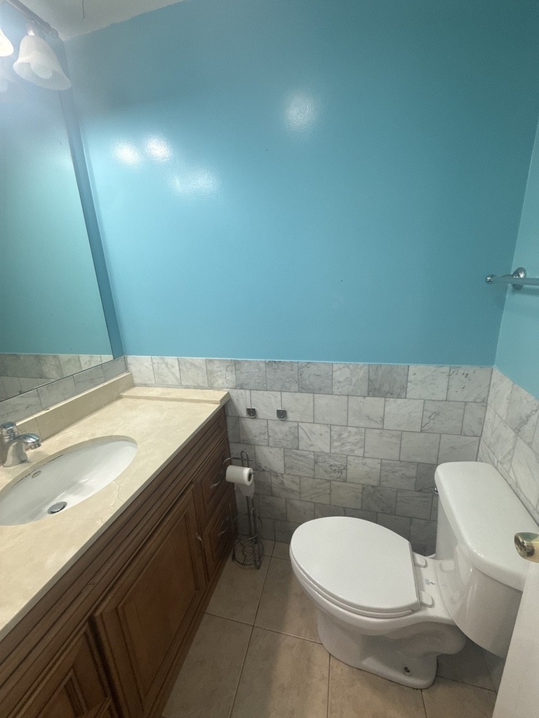 7979 N Nordica Avenue - Photo 5