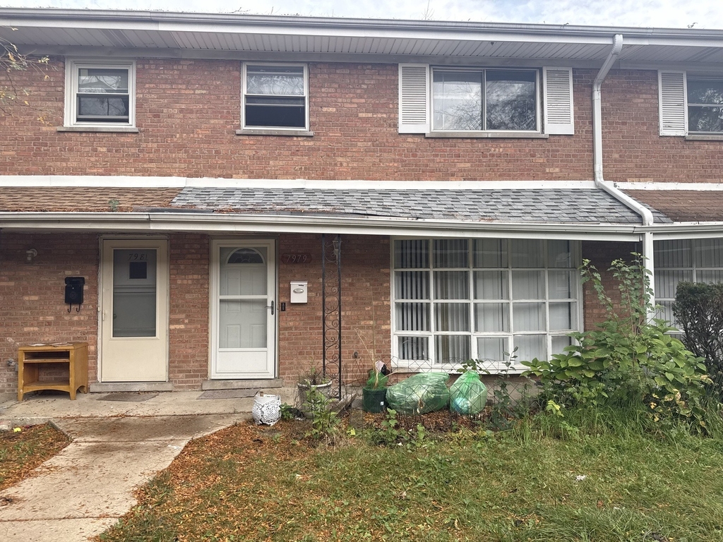 7979 N Nordica Avenue - Photo 0