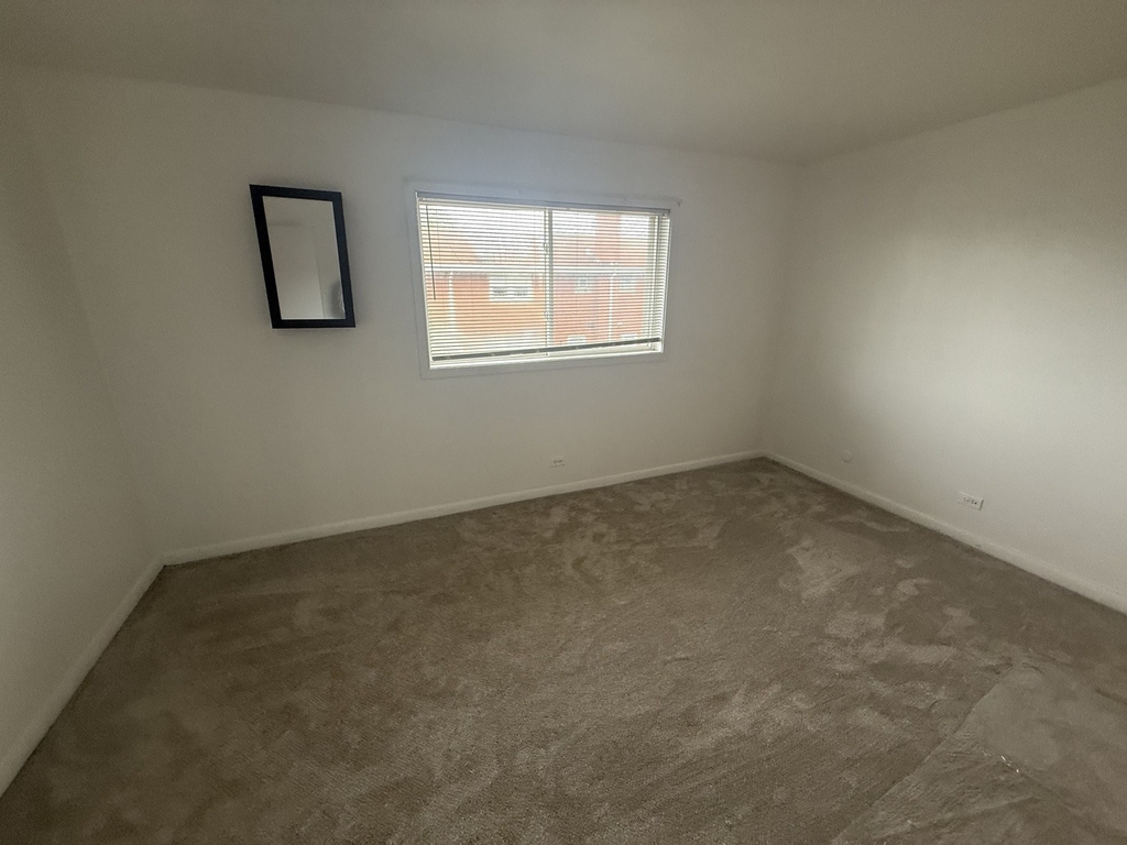 7979 N Nordica Avenue - Photo 13