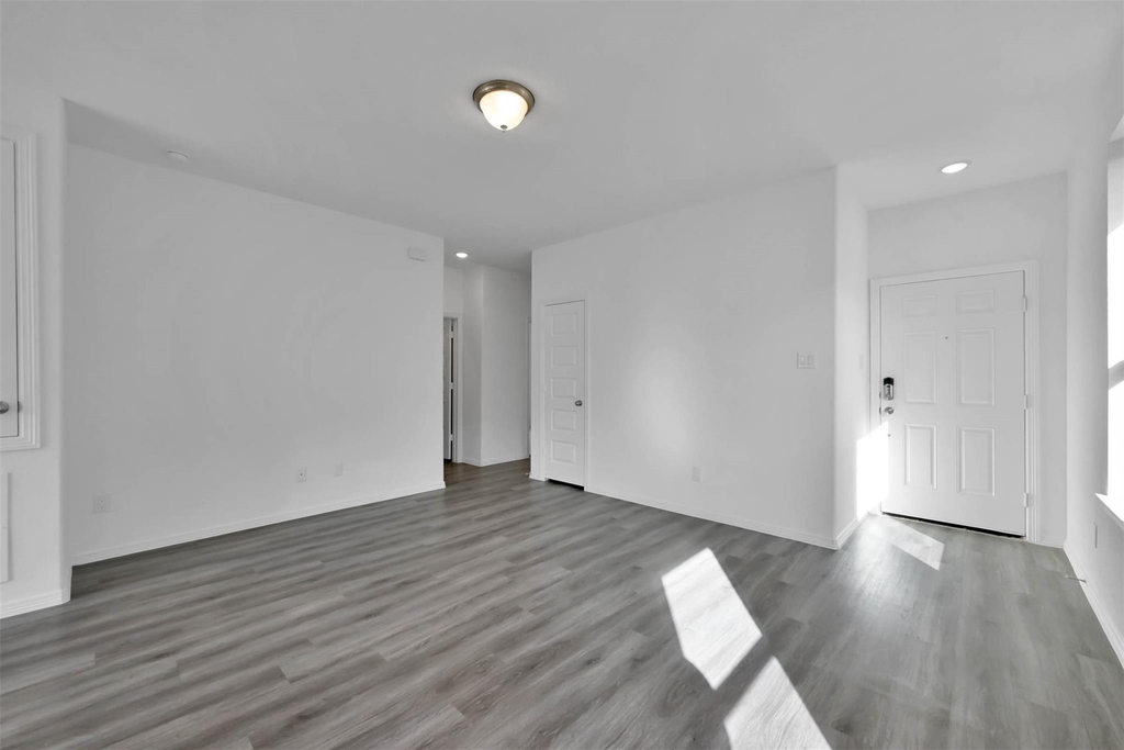 16592 Moss Ln - Photo 4