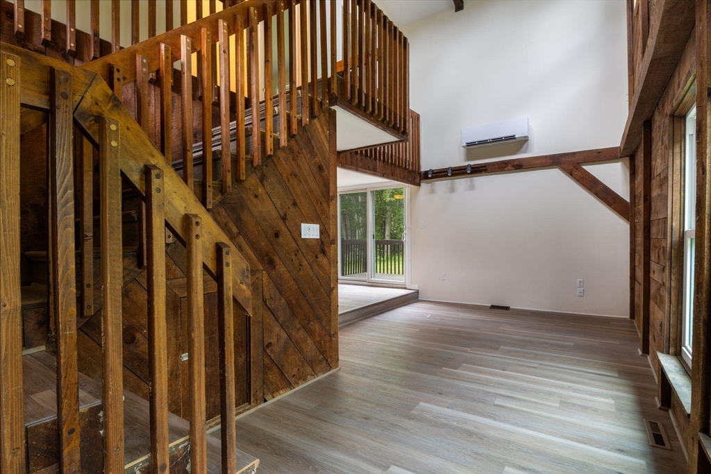 267 Pioneer - Photo 4
