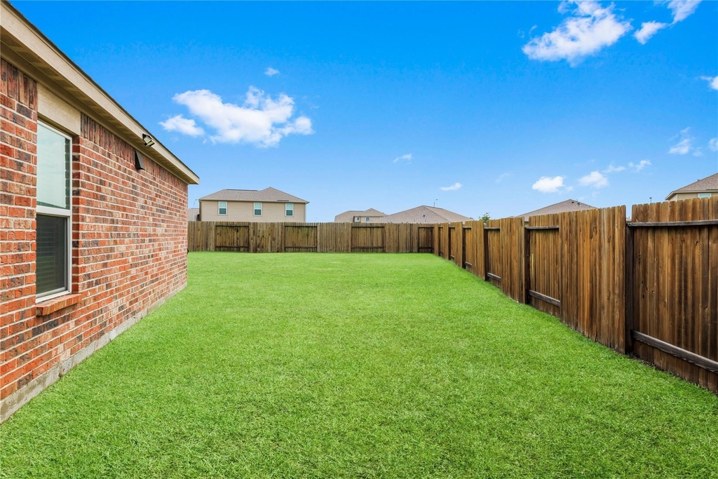 22419 Iron Mill Drive - Photo 14