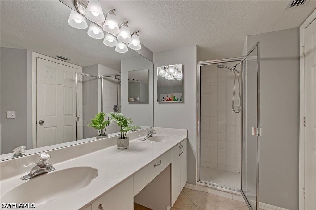 992 Woodshire Lane - Photo 14
