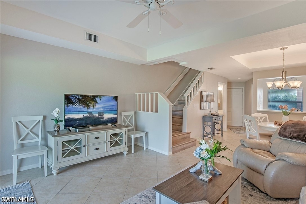 992 Woodshire Lane - Photo 2
