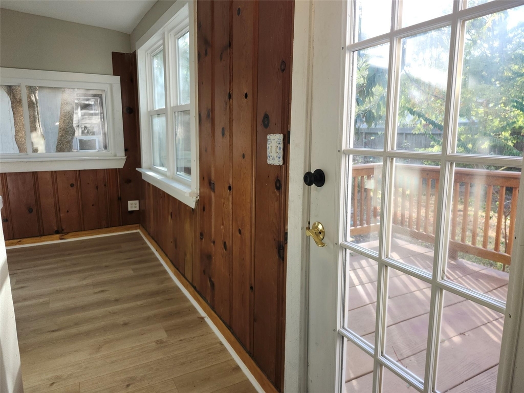4702 Oak Street - Photo 17