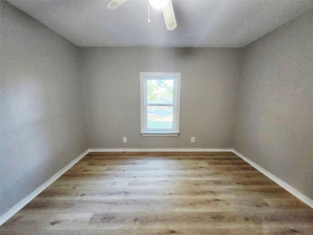 4702 Oak Street - Photo 23