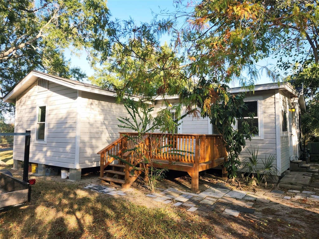 4702 Oak Street - Photo 2
