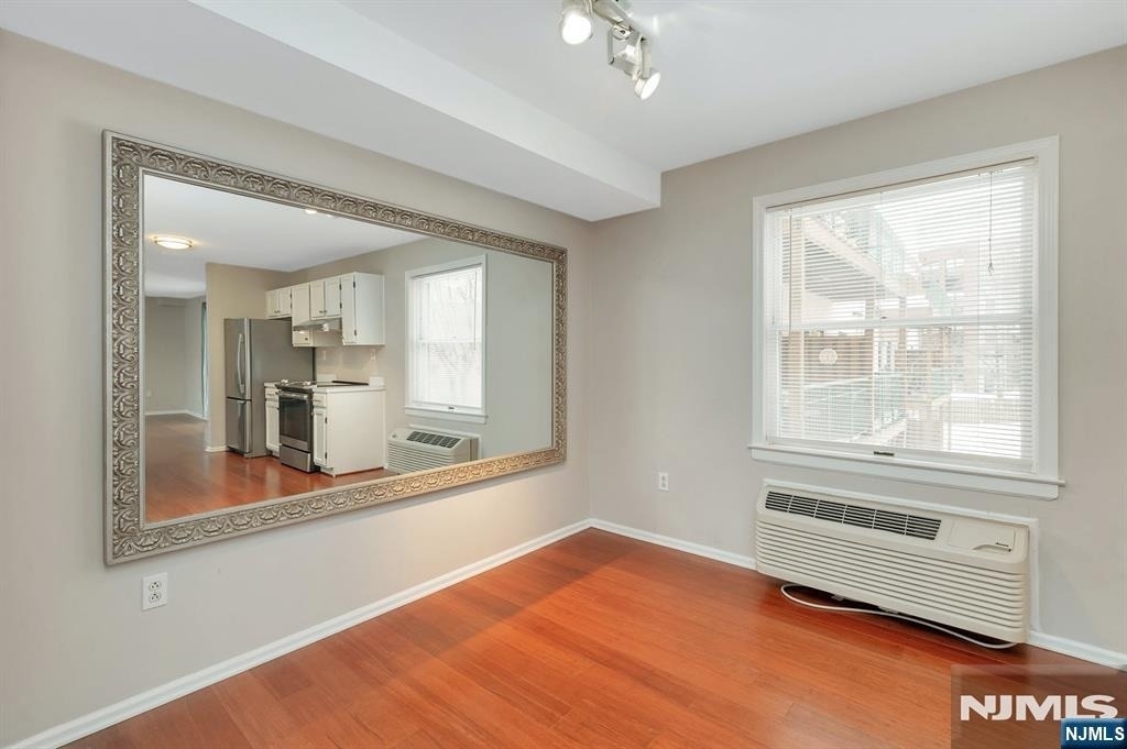 50 Pine - Photo 3
