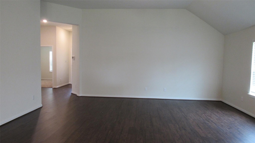 9007 Beacon Mill Drive - Photo 8