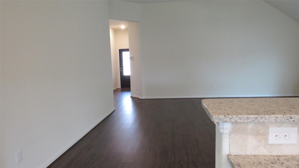 9007 Beacon Mill Drive - Photo 10