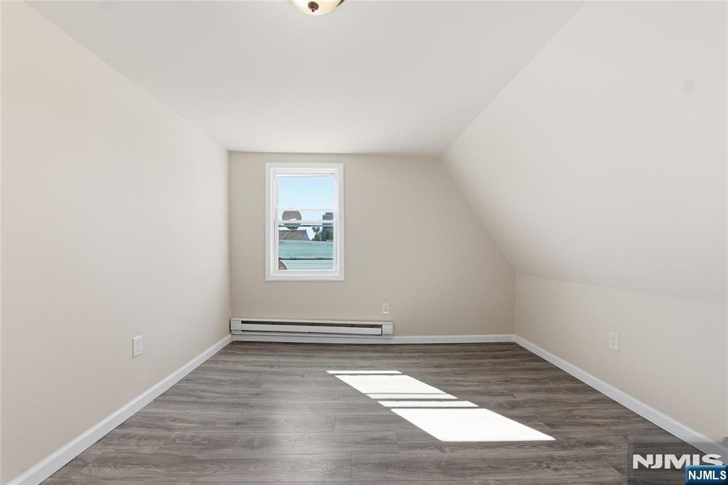 279 Ridgewood - Photo 5