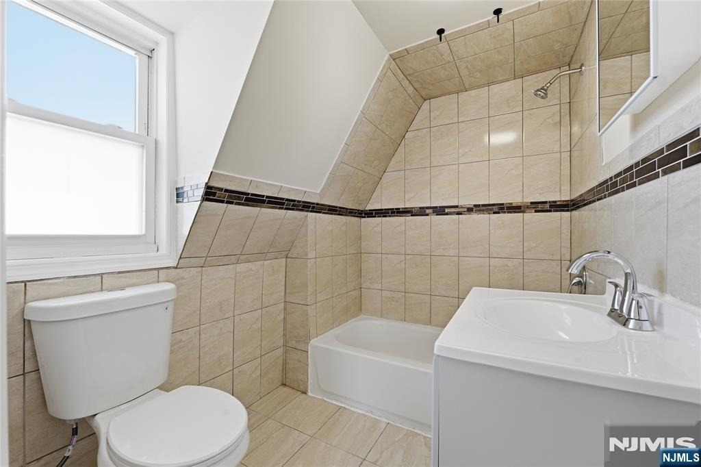 279 Ridgewood - Photo 8