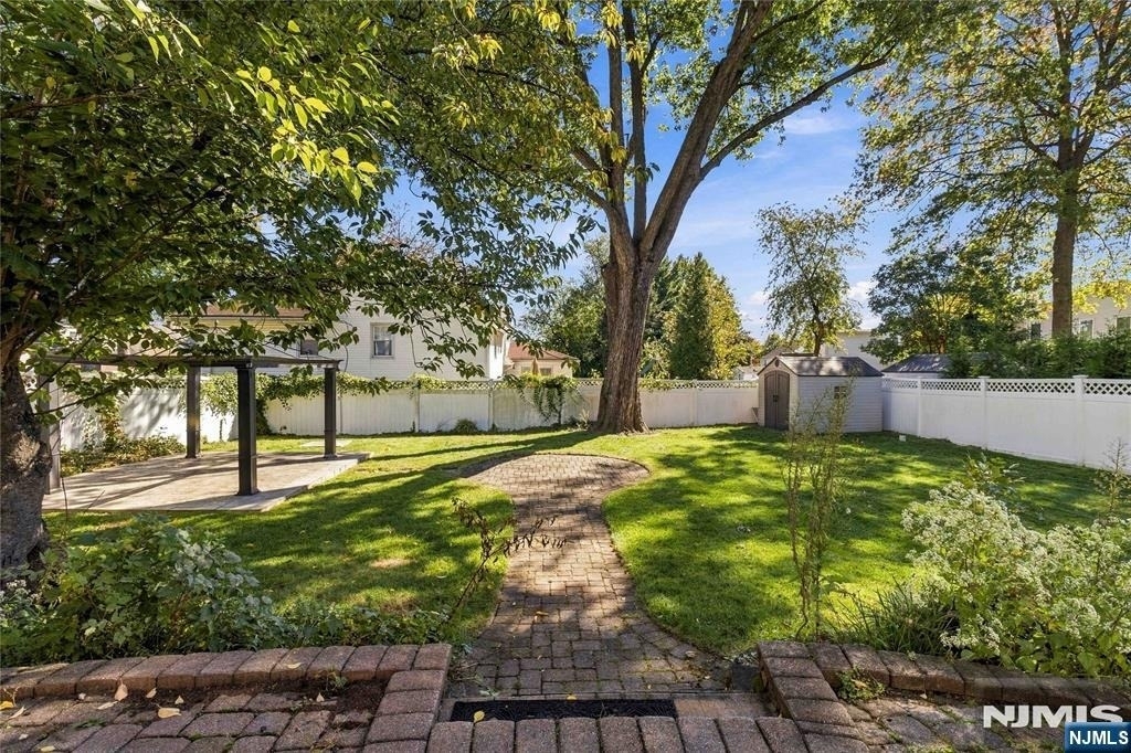 589 Albin - Photo 38