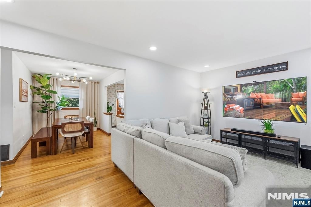 454 Lasalle - Photo 6