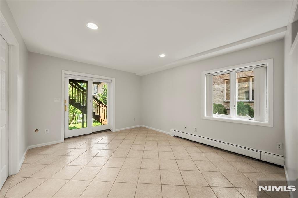229 Franklin - Photo 20
