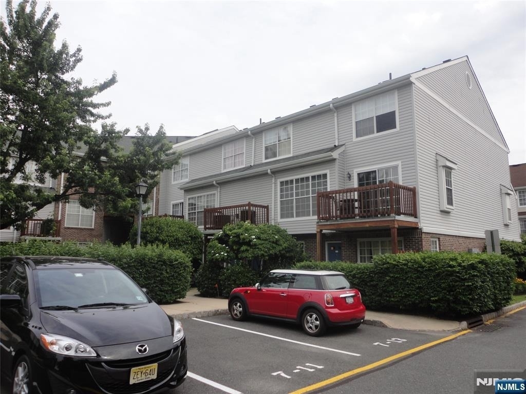 1436 Westgate - Photo 4