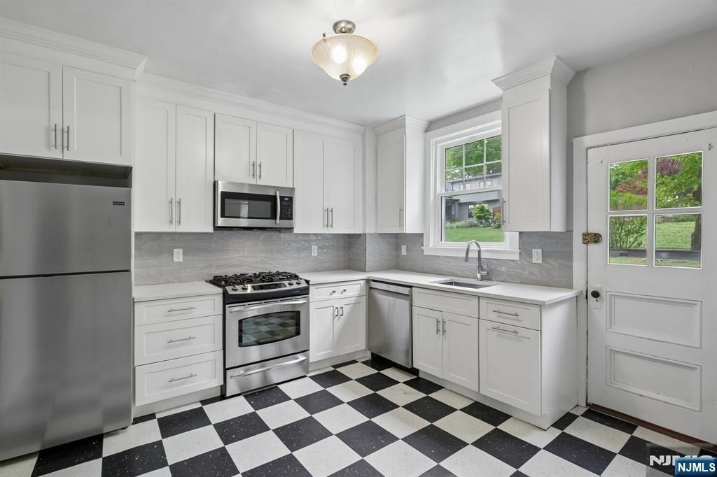 195 Riveredge - Photo 8