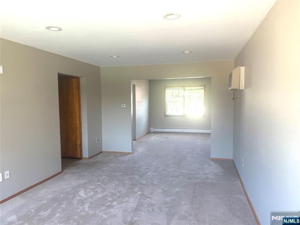 33 Kossuth - Photo 2