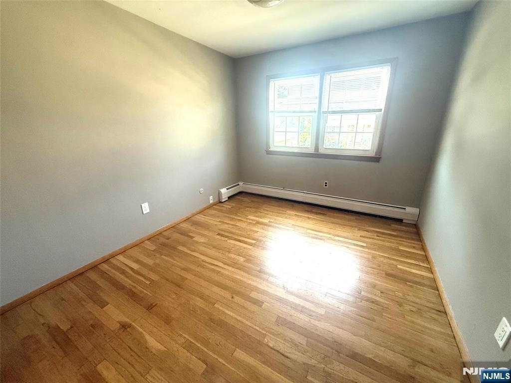33 Kossuth - Photo 9