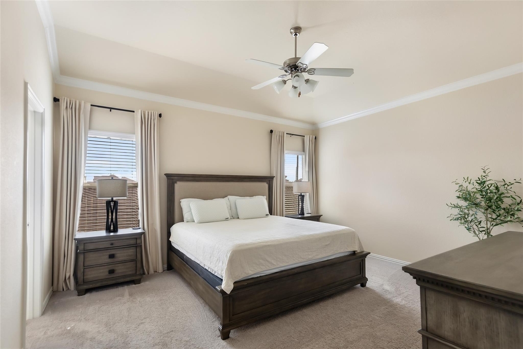 8026 Brooks Crossing Drive - Photo 18