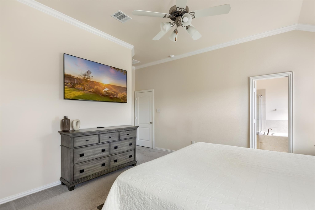 8026 Brooks Crossing Drive - Photo 19