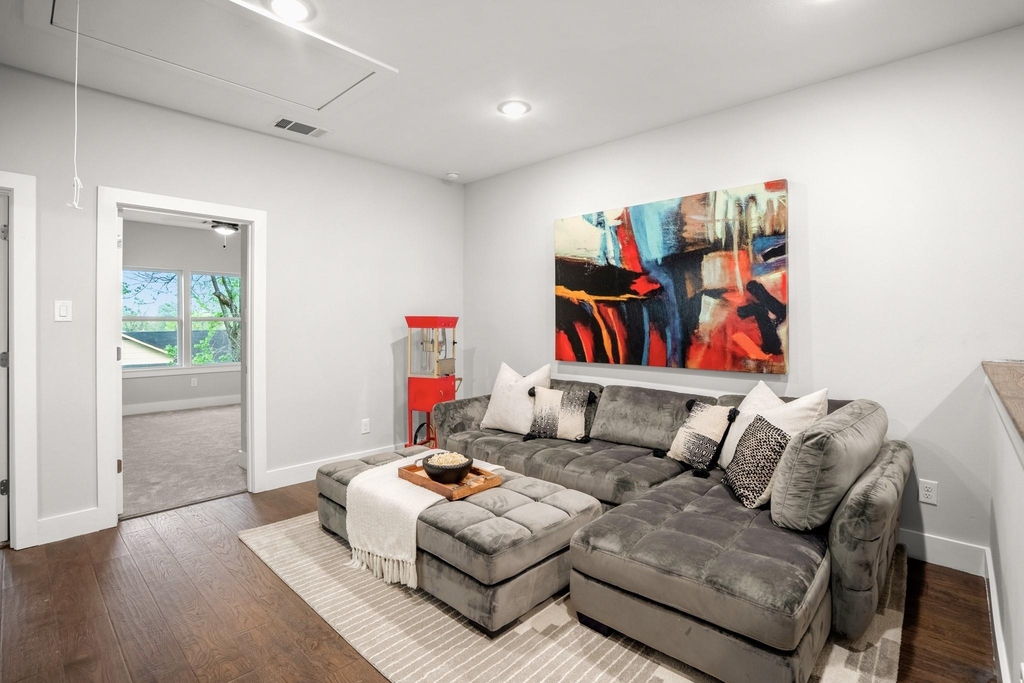 314 N Stiles Street - Photo 26
