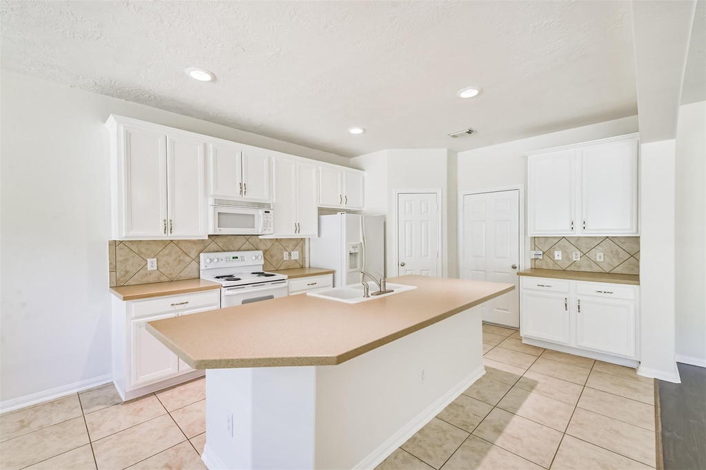 122 Cornflower Drive - Photo 6