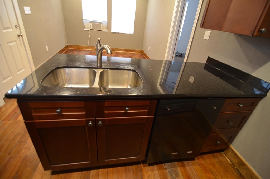 2123 Marion Street - Photo 1