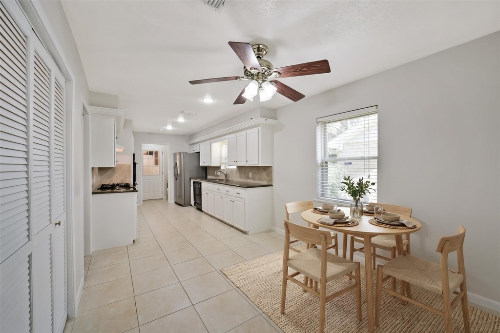12423 Olympia Drive - Photo 10