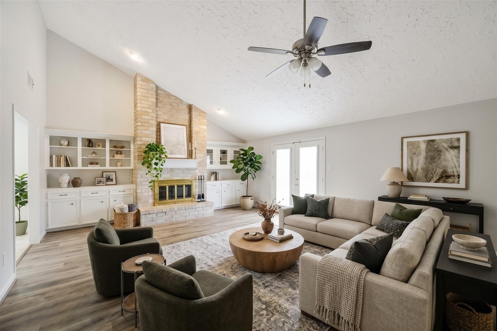 12423 Olympia Drive - Photo 2
