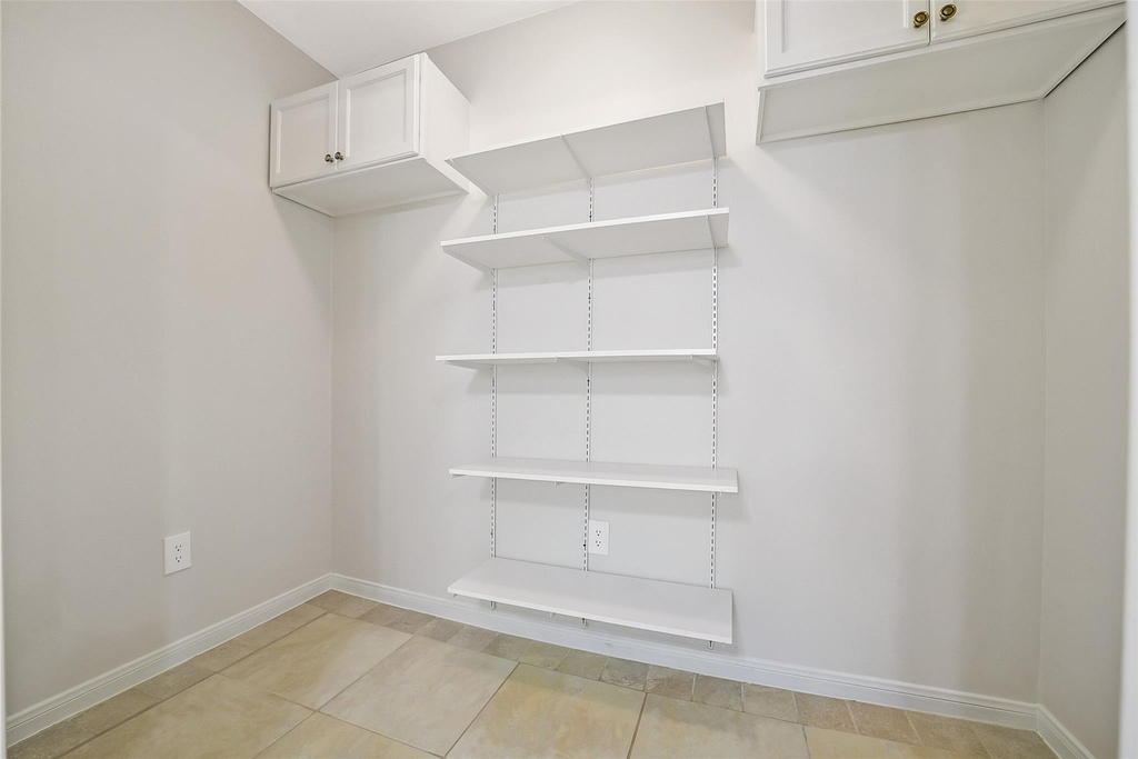 12423 Olympia Drive - Photo 12