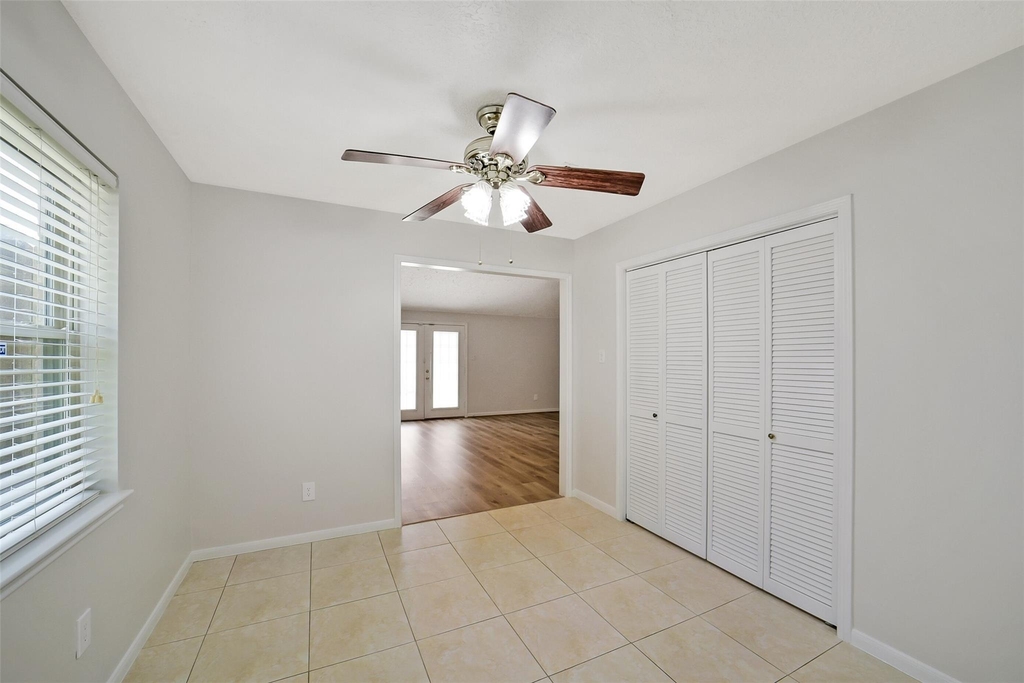 12423 Olympia Drive - Photo 11