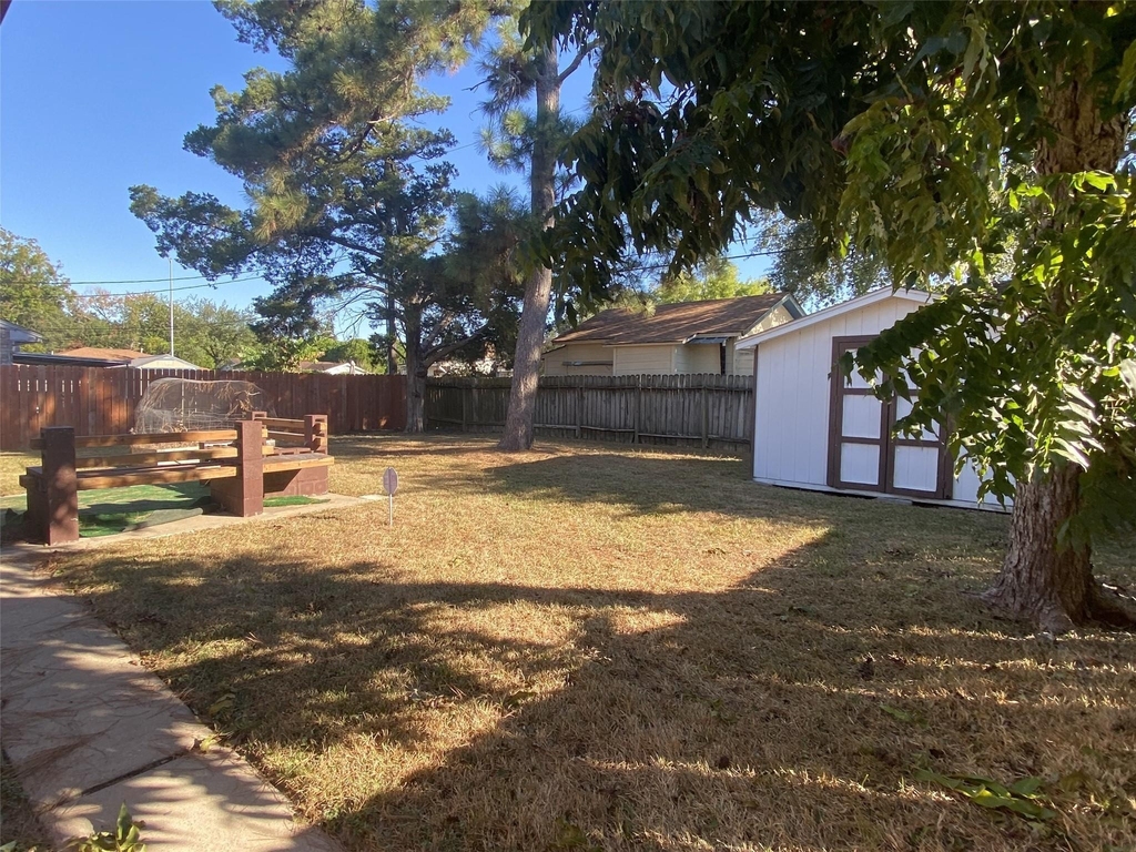 1611 Mosher Lane - Photo 12