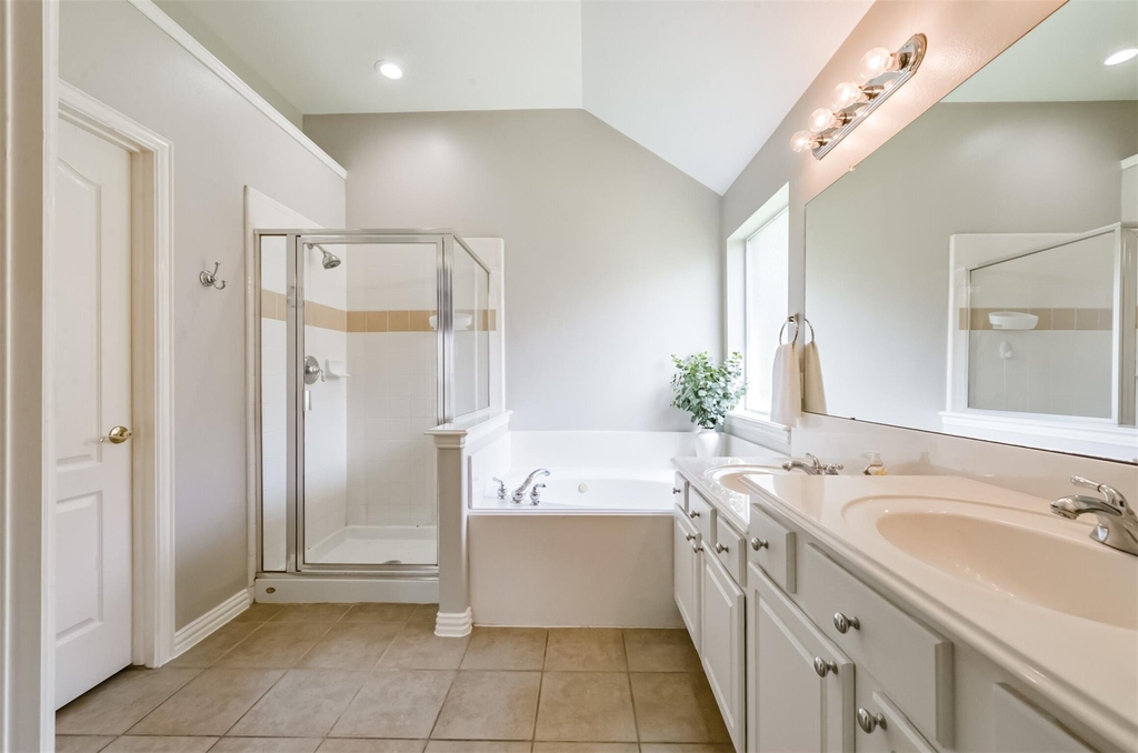 2606 Clay Creek Court - Photo 28