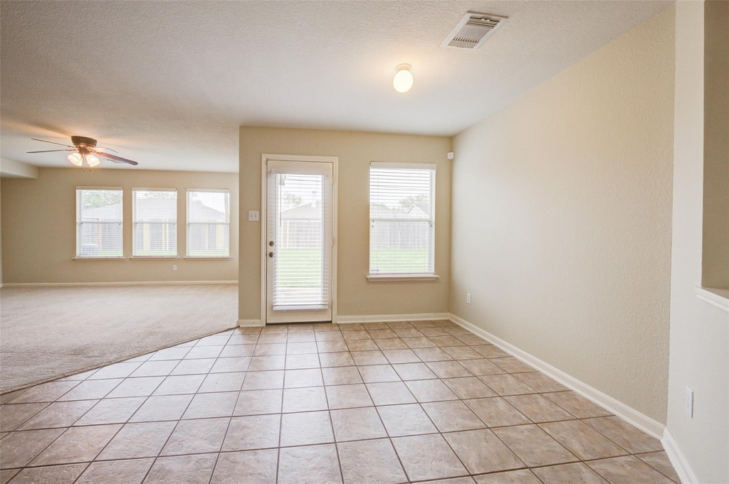 3814 Tammony Park Lane - Photo 5