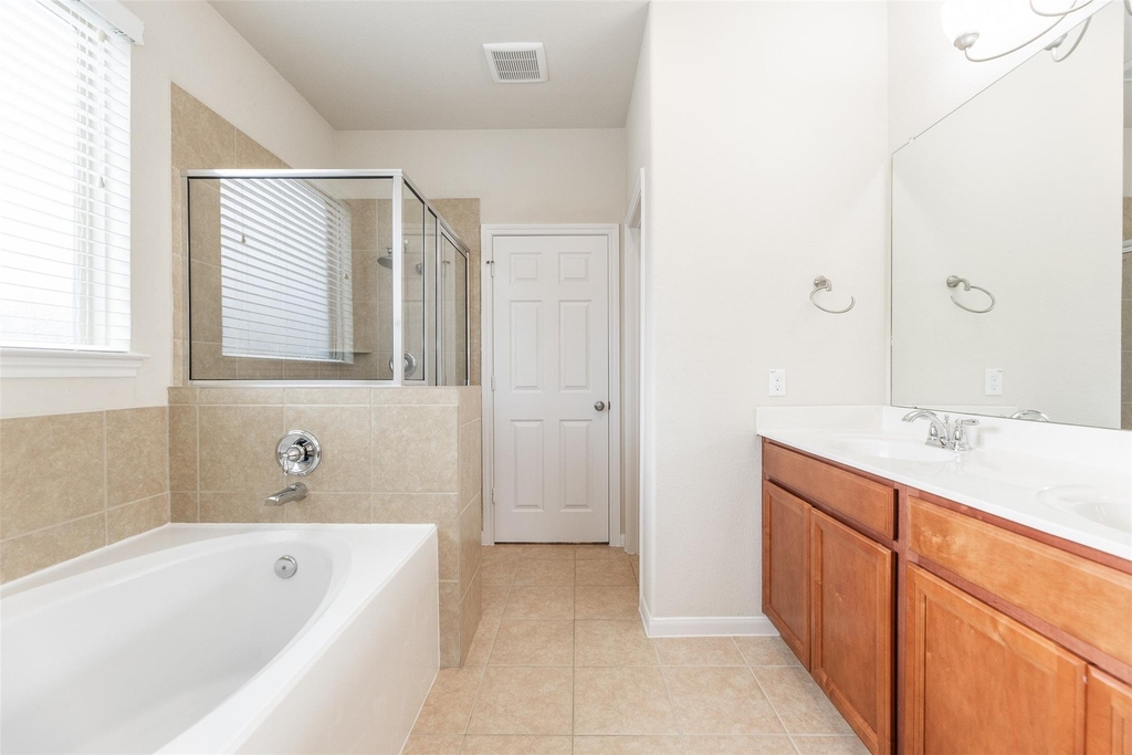 18011 Alora Springs Trace - Photo 18