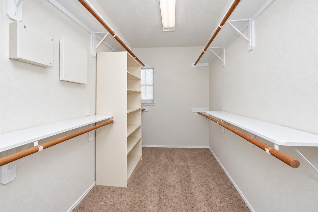 21203 Somerset Park Lane - Photo 24