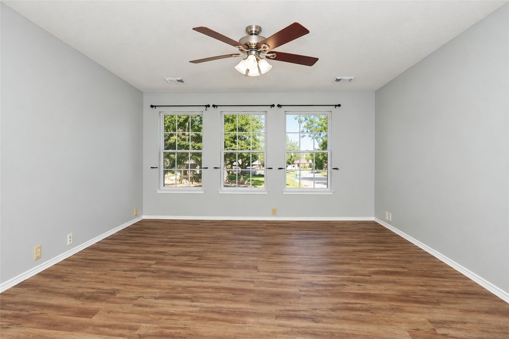 21203 Somerset Park Lane - Photo 23