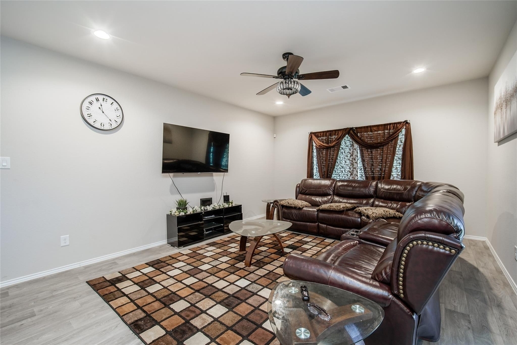 6802 Amber Cliff Lane - Photo 6