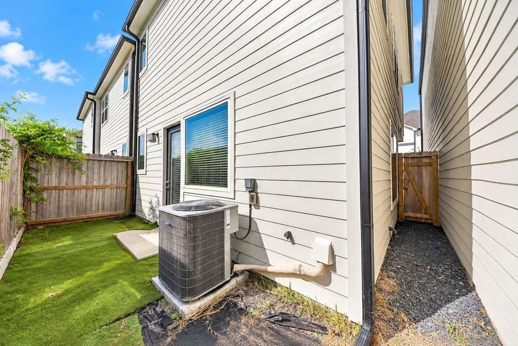 5908 Jasper Jones Way - Photo 20