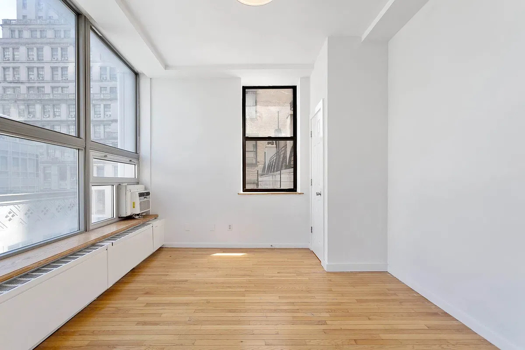 160 Fulton Street - Photo 0