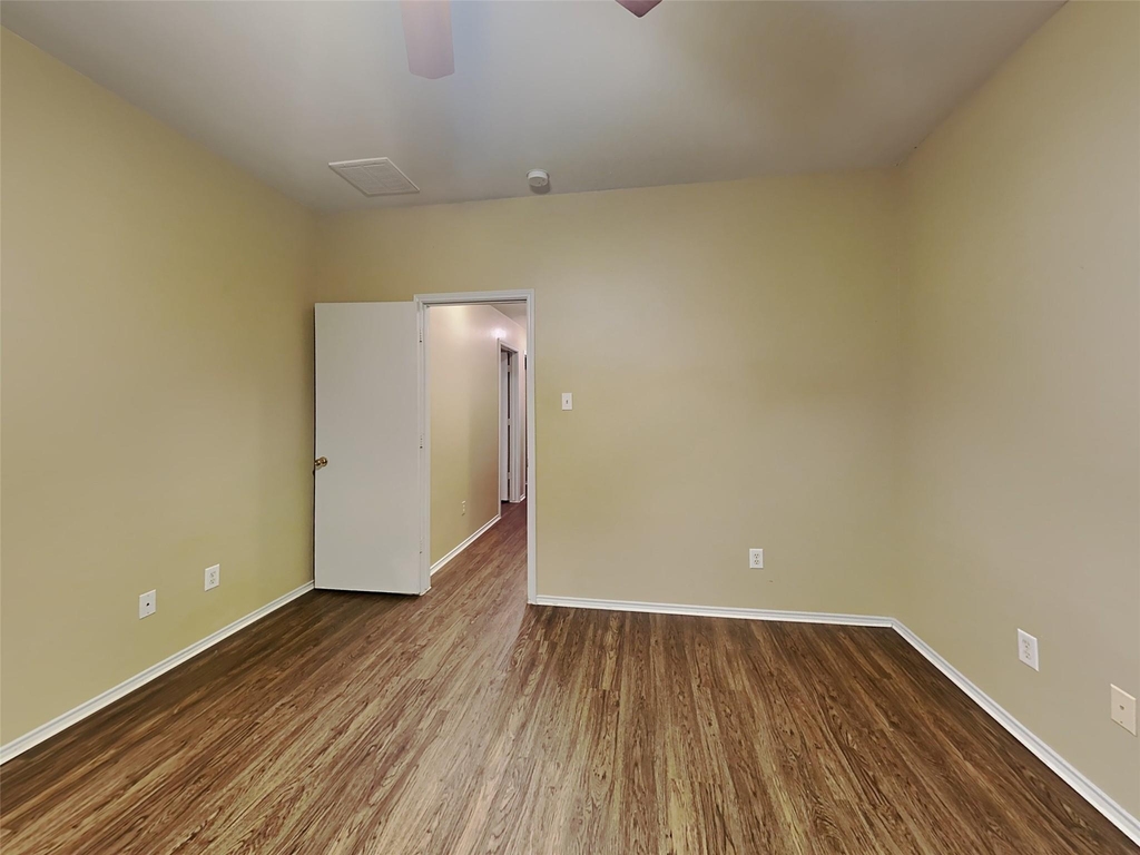 9310 Fillmont Lane - Photo 10