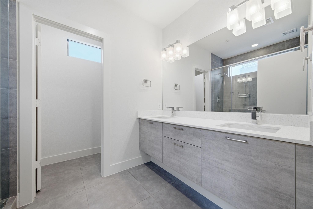 1215 Summer Street - Photo 14