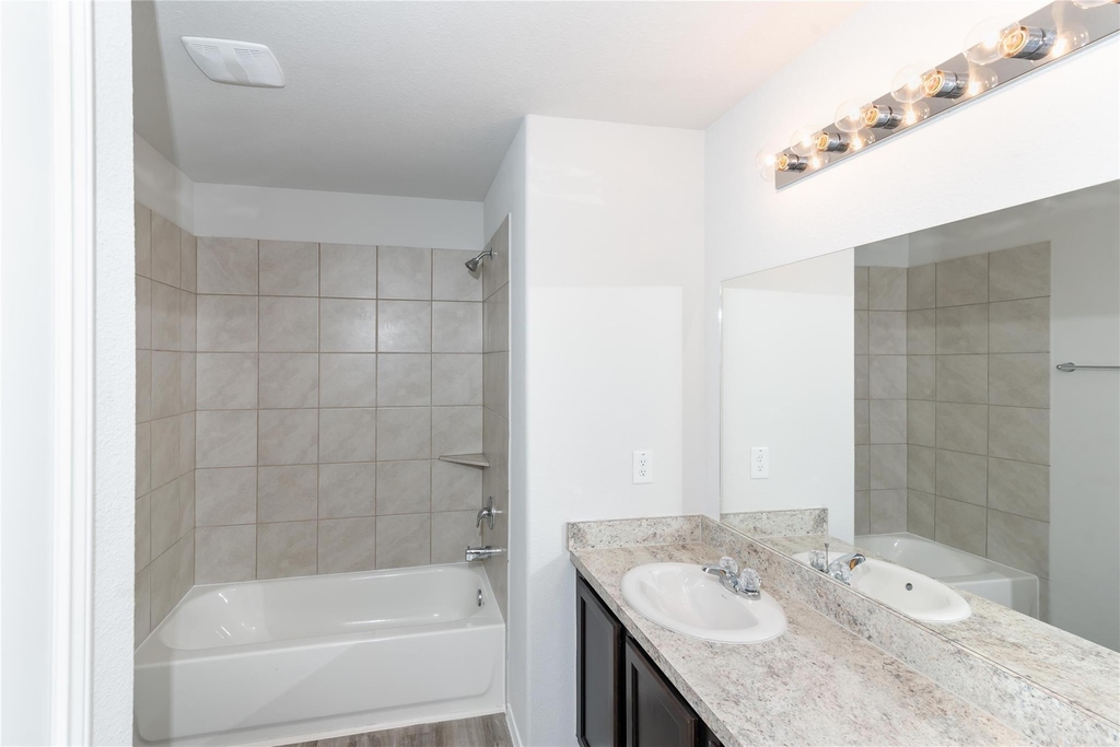 24447 Dolce Marina Court - Photo 7