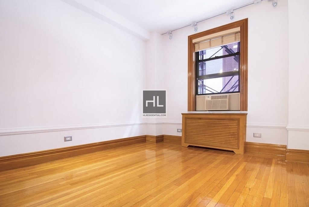 West 58th Street - Photo 2